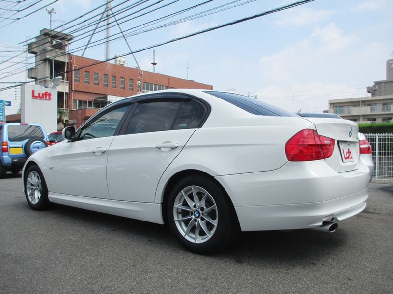 Bmw320i 008